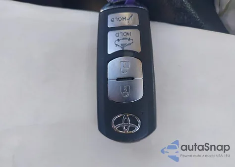 2017 Toyota Yaris Ia z USA, uszkodzony, nr VIN 3MYDLBYV7HY156091